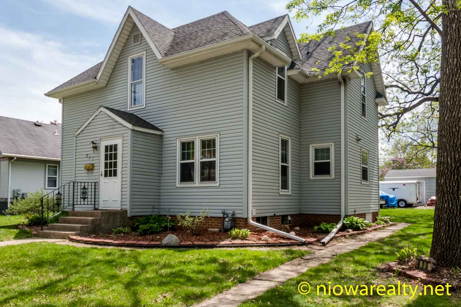 The Cleanest Holtz Realty