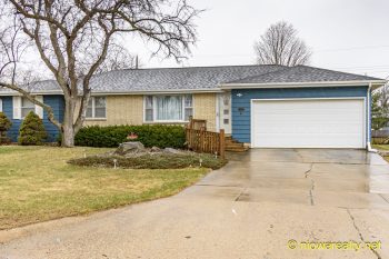 1153 EastMoor Dr. Mason City