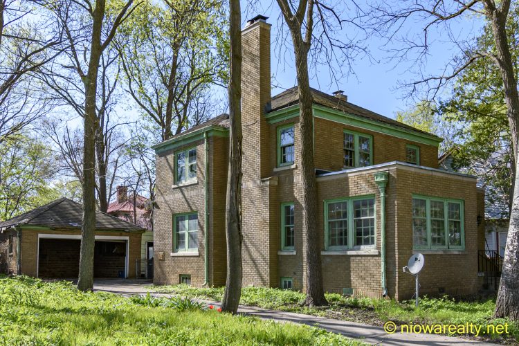 416 N Adams Mason City